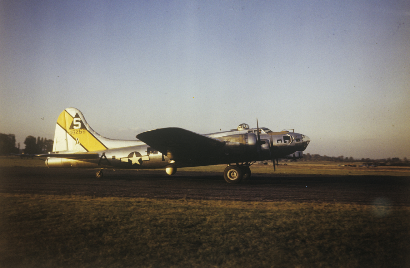 A pathfinder B-17 Flying Fortress (serial number 44-8258) of the 401st Bomb Group. Image by Robert Astrella. Written on slide casing: '48258 14 A, Mount Farm.'