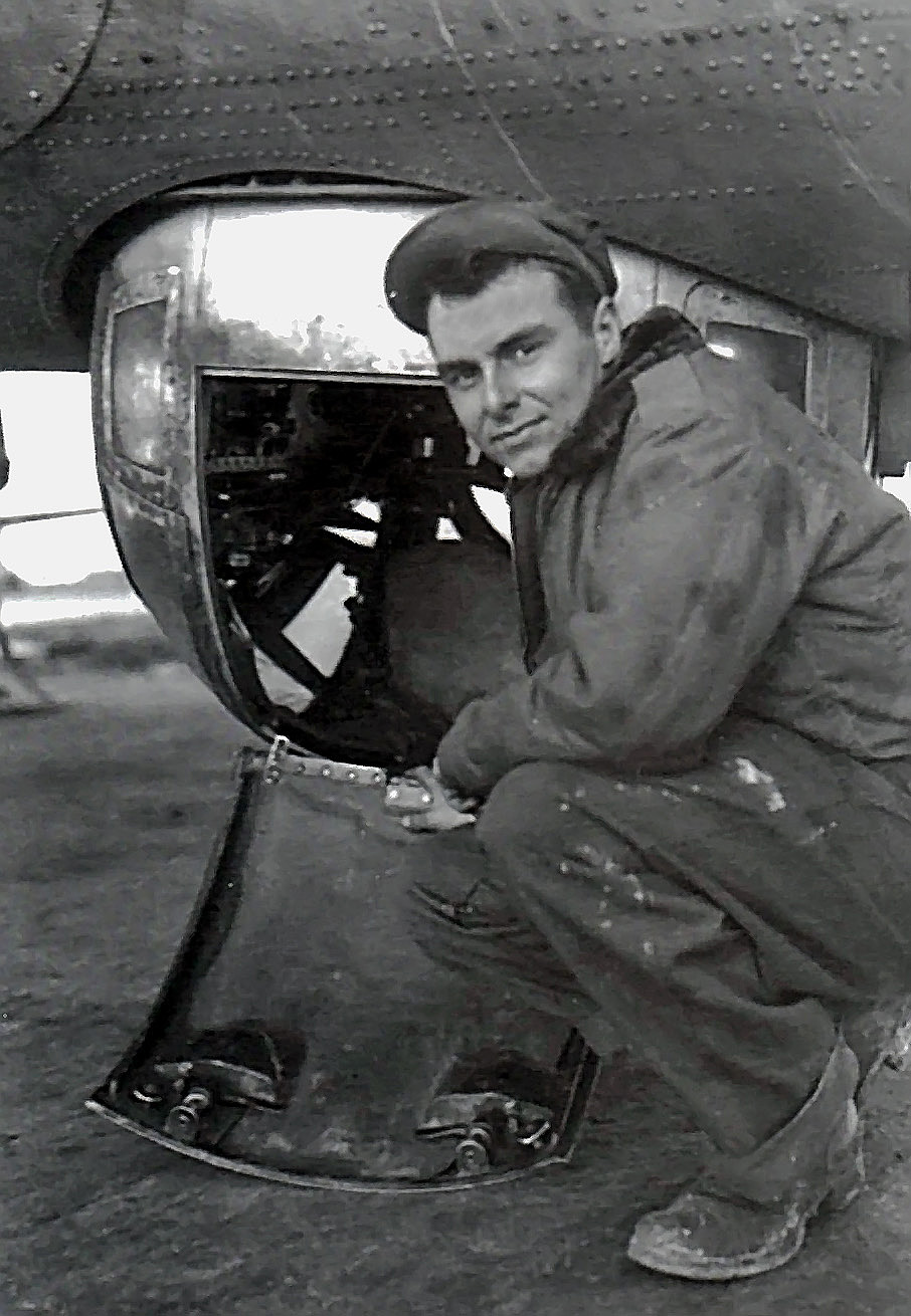 L Glenn Simms | American Air Museum