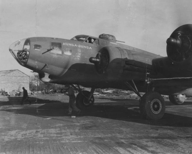 41-24458 | American Air Museum