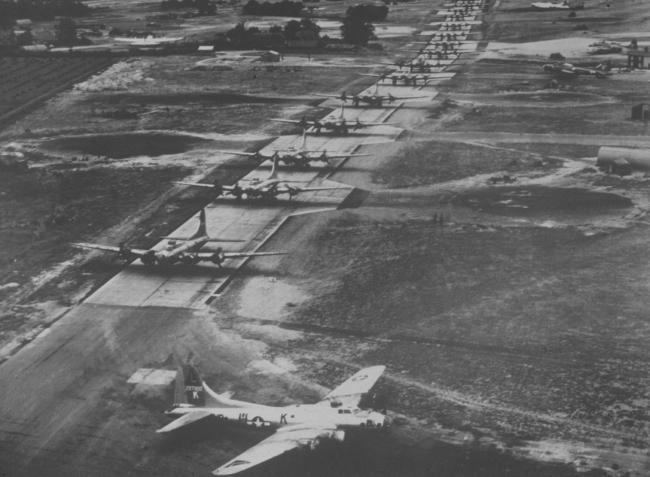 381st Bomb Group | American Air Museum