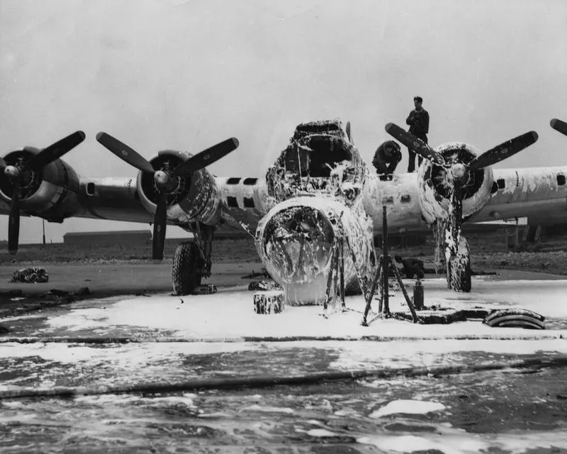 44-6485 | American Air Museum