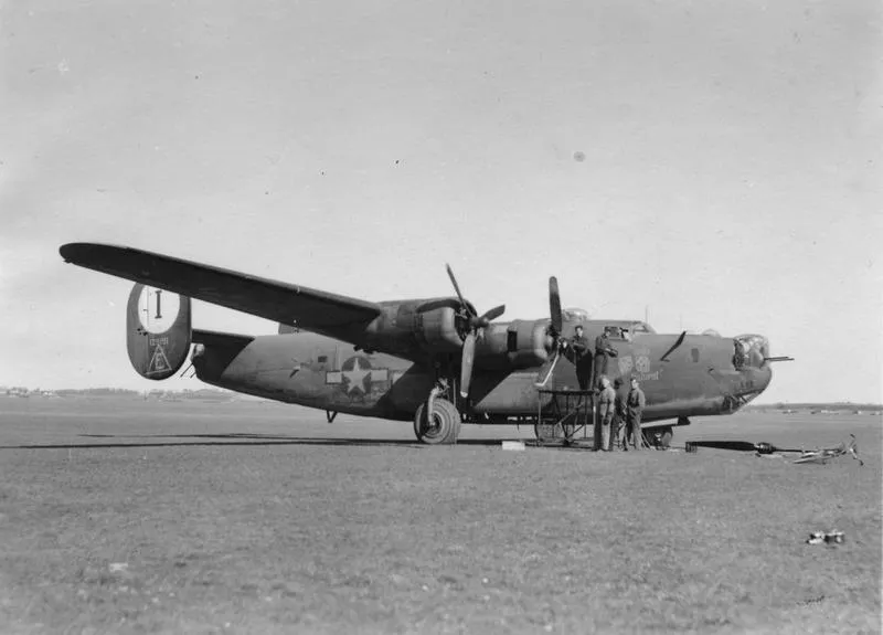 Media-414338.jpg | American Air Museum